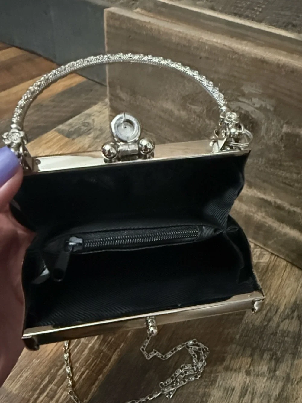 Manhattan by Croton Watch & Evening Bag Set Silver Rhinestone Like New w/ Box - Picture 10 of 14
